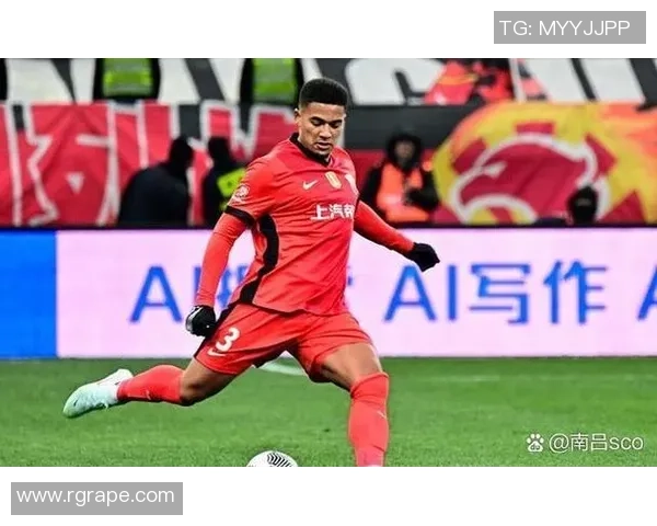 上海上港对阵横滨水手足球直播全程回顾与精彩瞬间分析