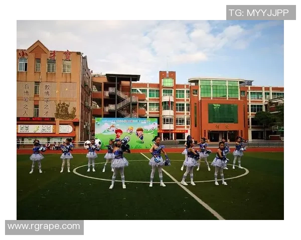 巴兰基亚与圣洛伦索的激烈对决揭示足球魅力与战术智慧的碰撞